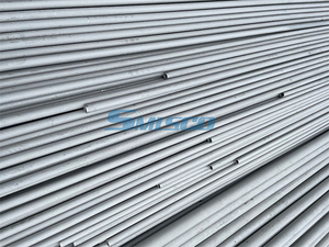 DN15Sch40sTP304LASTMA312StainlessSteelSeamlessPipe.jpg