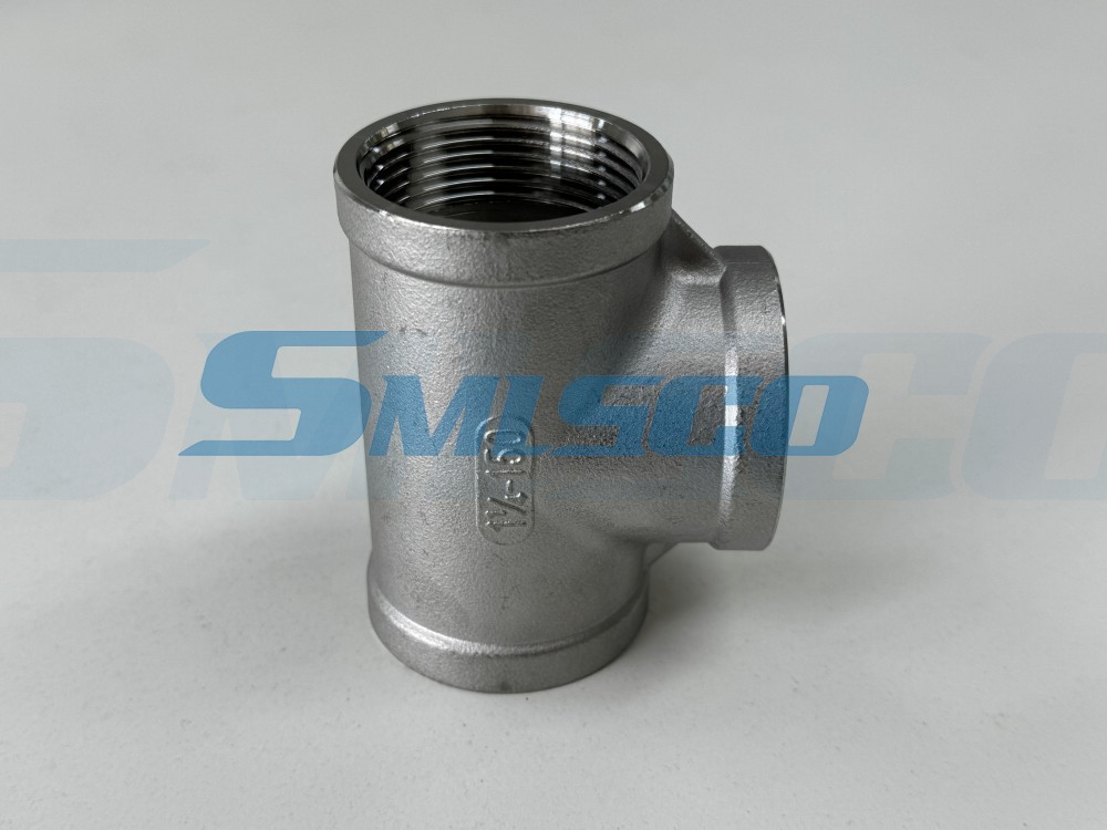 ASTM CF8M 316 TEE de aço inoxidável BSP DN100 150lb água industrial em estoque
